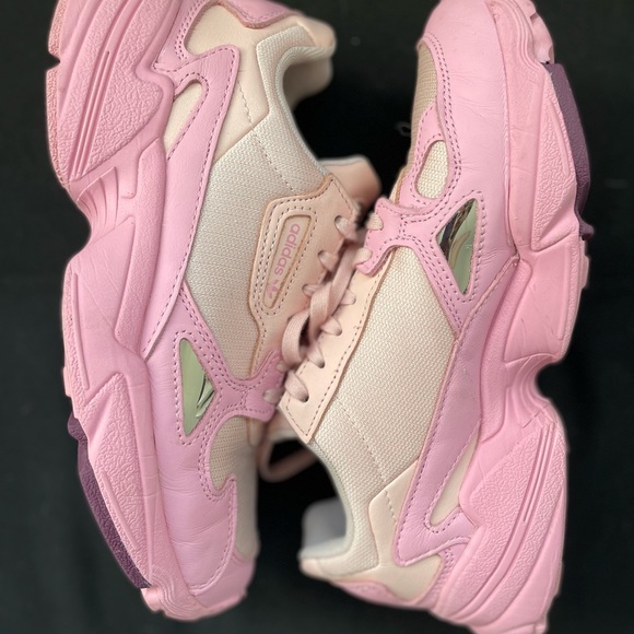 Adidas Falcon ‘Rose’ - Picture 5 of 8